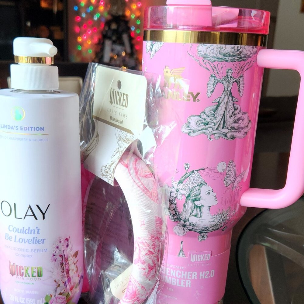 Stanley x Wicked Ozian Reprise (Glinda Bundle)